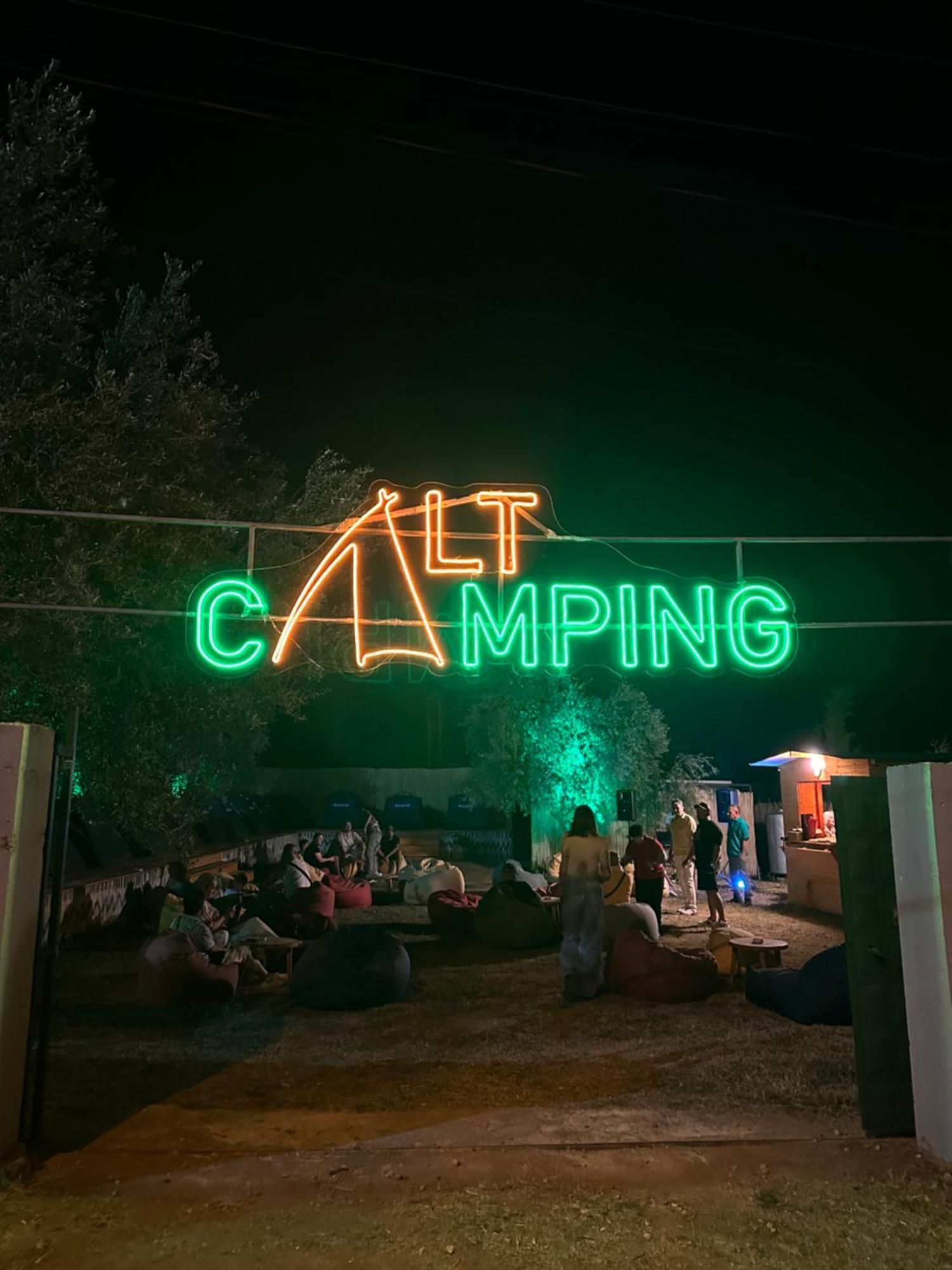 Alt Camping Hotel เดอร์มี ภายนอก รูปภาพ
